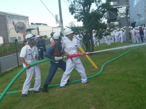 屋外消火栓取扱い訓練