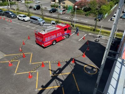 たこつぼコースの訓練の様子